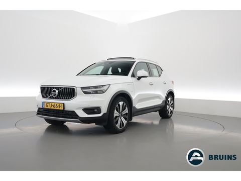 Volvo XC40 1.5 T5 Recharge Inscription | Pano-dak | 360 camera | Trekhaak | H&K audio | ACC+Blis | Stoel + stuurverwarming |