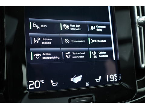 Volvo XC40 1.5 T5 Recharge Inscription | Pano-dak | 360 camera | Trekhaak | H&K audio | ACC+Blis | Stoel + stuurverwarming |