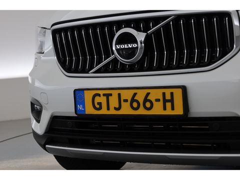 Volvo XC40 1.5 T5 Recharge Inscription | Pano-dak | 360 camera | Trekhaak | H&K audio | ACC+Blis | Stoel + stuurverwarming |