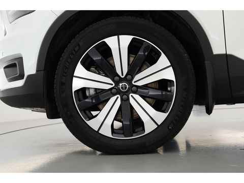 Volvo XC40 1.5 T5 Recharge Inscription | Pano-dak | 360 camera | Trekhaak | H&K audio | ACC+Blis | Stoel + stuurverwarming |