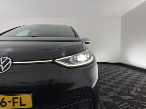 Volkswagen ID.3 First Max 58 kWh [ 3-Fase ] {SOH-90%} (INCL-BTW) *PANO | HEAD-UP | ADAPTIVE-CRUISE | FULL-LED | BLIND-SPOT | CAMERA | KEYLESS | MICROFIBRE | AMBIENT-LIGHT | NAVI-FULLMAP | DAB+ | ECC | HEATED-SPORTSEATS | DIGI-COCKPIT | 20"ALU*