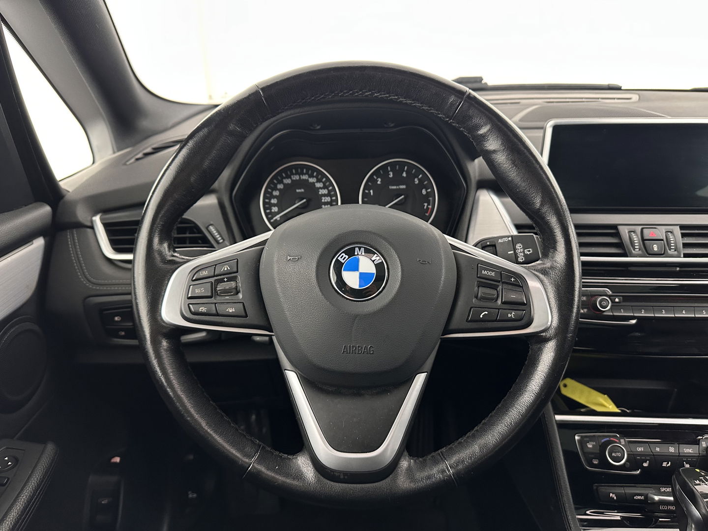 BMW 2 Serie Active Tourer 225xeHigh Executive Centennial (Plug-In) Aut. *PANO | LEATHER | FULL-LED | ADAPTIVE-CRUISE | HEATED-SPORTSEATS | NAVI-FULLMAP | HIFI-SOUND | KEYLESS | PRIVACY-GLASS | PDC | TOWBAR | 18''ALU*