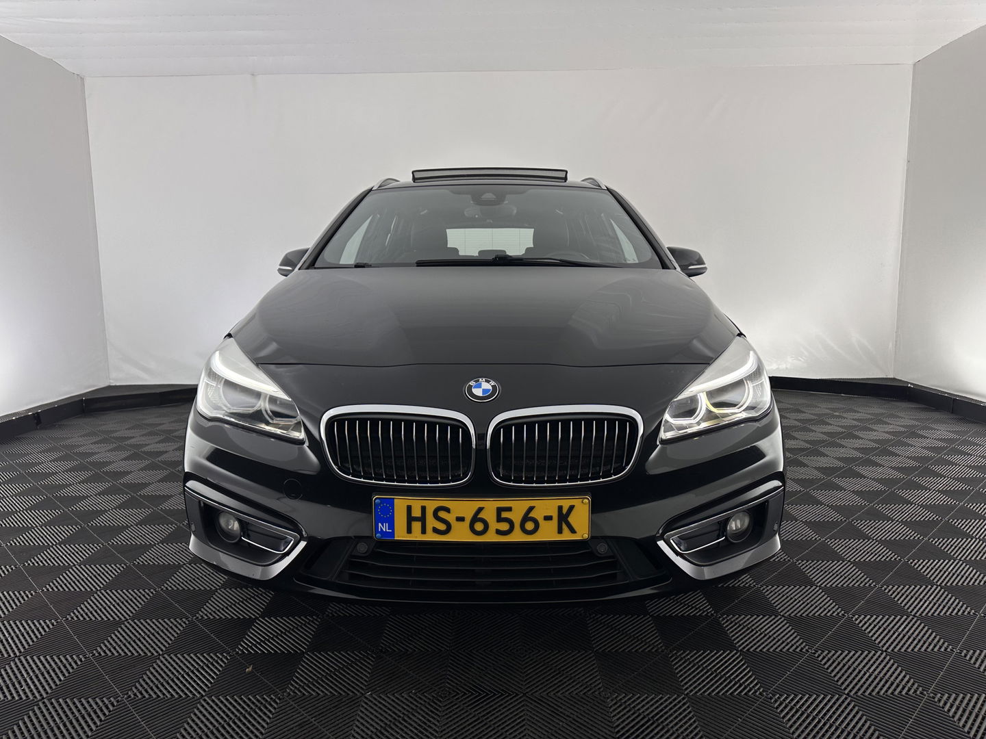 BMW 2 Serie Active Tourer 225xeHigh Executive Centennial (Plug-In) Aut. *PANO | LEATHER | FULL-LED | ADAPTIVE-CRUISE | HEATED-SPORTSEATS | NAVI-FULLMAP | HIFI-SOUND | KEYLESS | PRIVACY-GLASS | PDC | TOWBAR | 18''ALU*