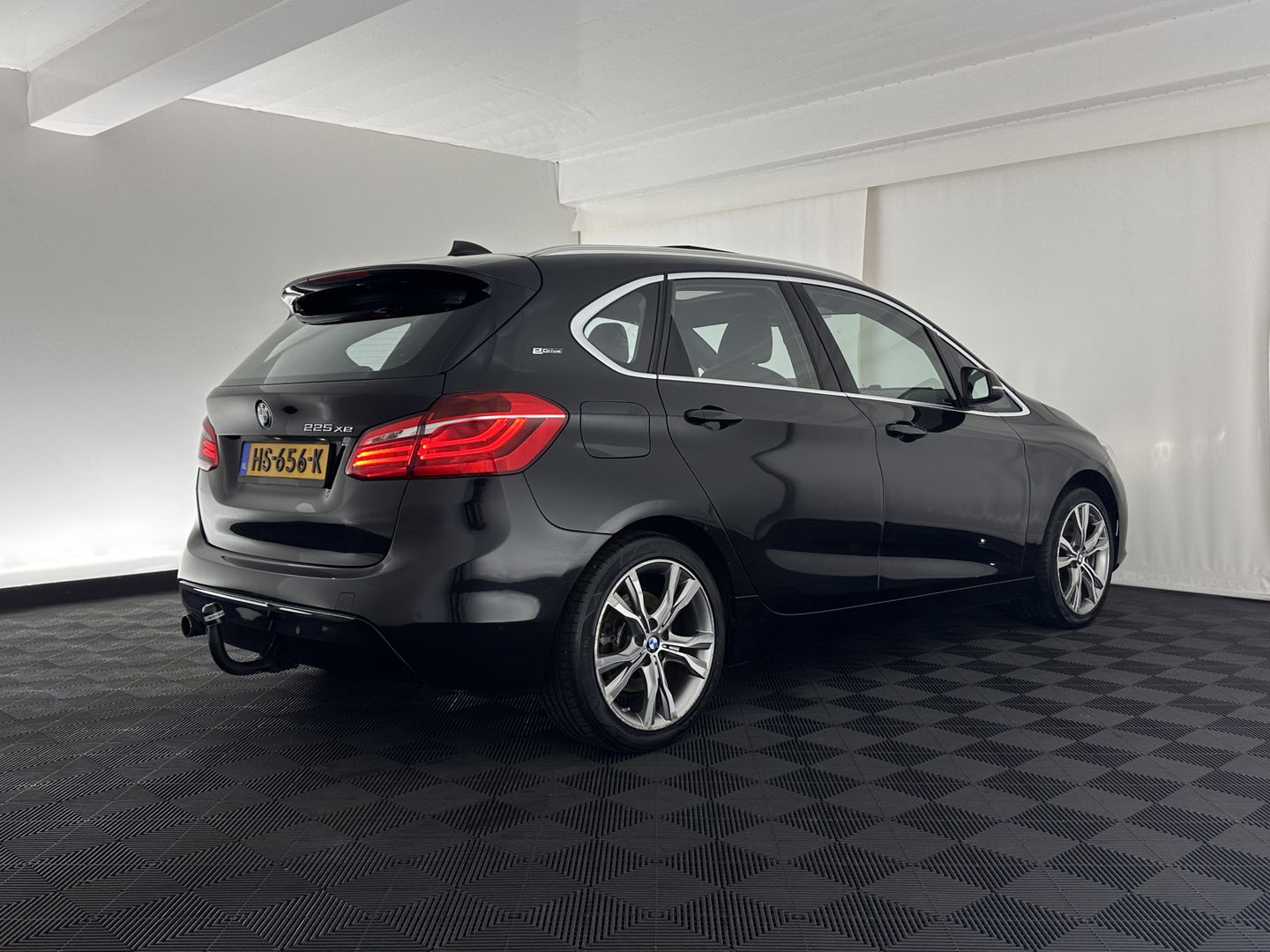 BMW 2 Serie Active Tourer 225xeHigh Executive Centennial (Plug-In) Aut. *PANO | LEATHER | FULL-LED | ADAPTIVE-CRUISE | HEATED-SPORTSEATS | NAVI-FULLMAP | HIFI-SOUND | KEYLESS | PRIVACY-GLASS | PDC | TOWBAR | 18''ALU*