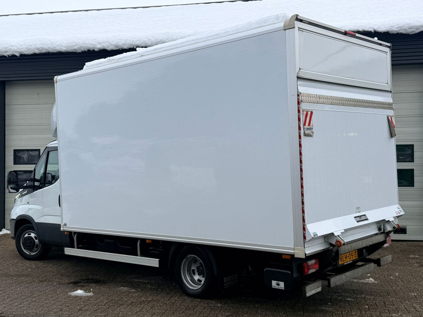 Iveco Daily 40C18 3.0 Hi-Matic Automaat Euro 6 Bakwagen - Laadklep - Cruise