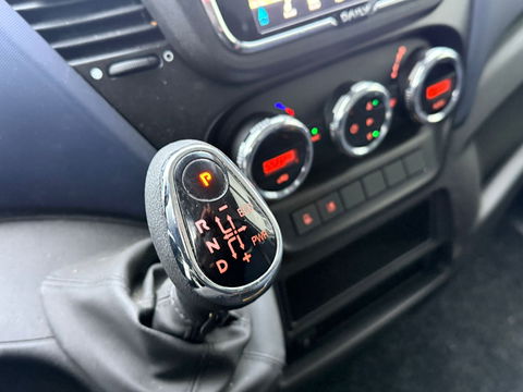 Iveco Daily 40C18 3.0 Hi-Matic Automaat Euro 6 Bakwagen - Laadklep - Cruise