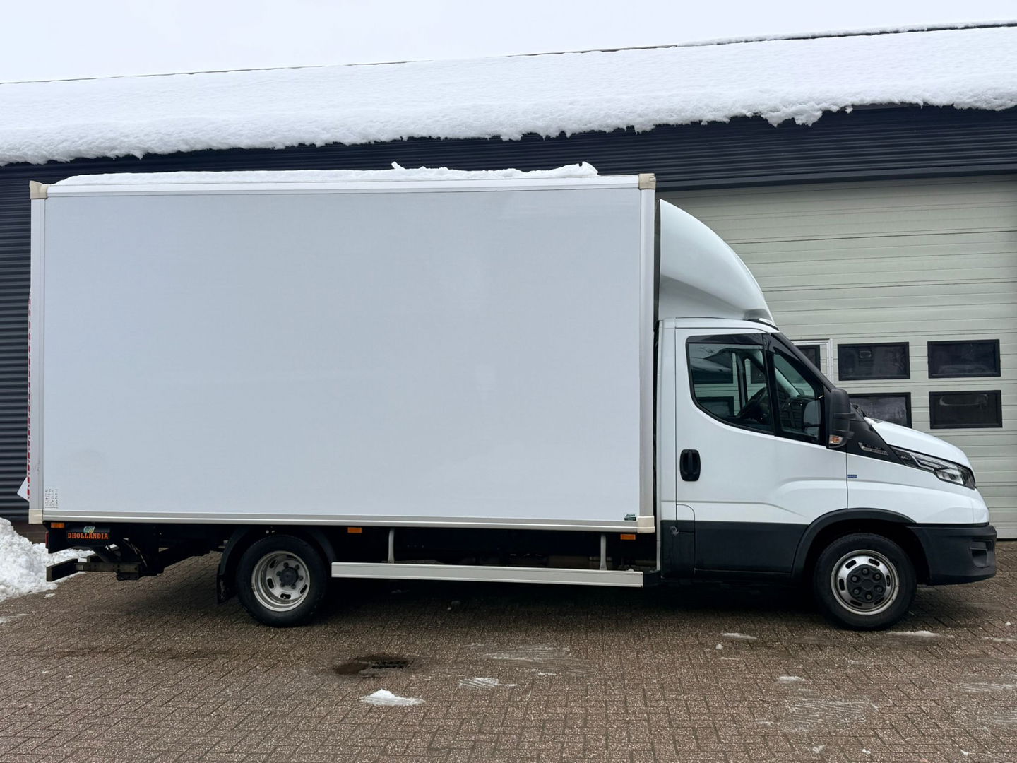 Iveco Daily 40C18 3.0 Hi-Matic Automaat Euro 6 Bakwagen - Laadklep - Cruise