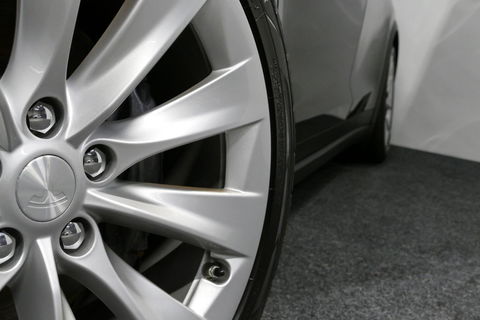 Tesla Model X Long Range / SOH 86% / Lederen bekleding / Trekhaak / Autopilot / Carbon pakket / Camera / Stoelen+stuurwiel verwarming / Luchtvering