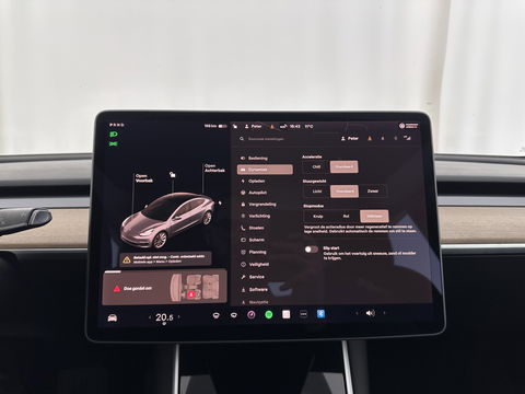 Tesla Model 3 Standard RWD Plus 60 kWh [ 3-Fase ] (INCL-BTW) Aut. *PANO | AUTO-PILOT | LEATHER | KEYLESS | FULL-LED | MEMORY-PACK | TOP-VIEW | DAB | CARPLAY | DIGI-COCKPIT | LANE-ASSIST | COMFORT-SEATS | 19"ALU*