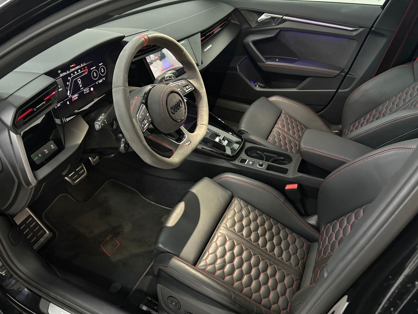 Audi A3 Sportback 2.5 TFSI RS 3 quattro Performance*Memory*Massage*Pano*B&O