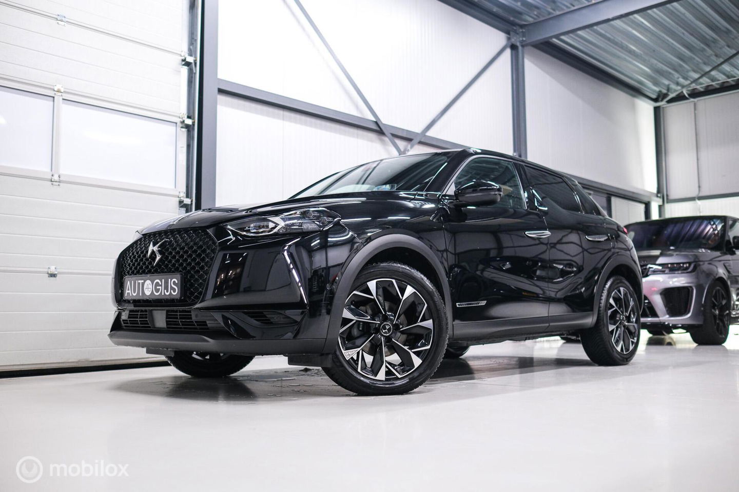 DS DS 3 Crossback 1.2 PureTech Louvre | Unieke uitvoering | Leder | Stoelverwarming | Cruise | Camera 360 | Rijklaarprijs |