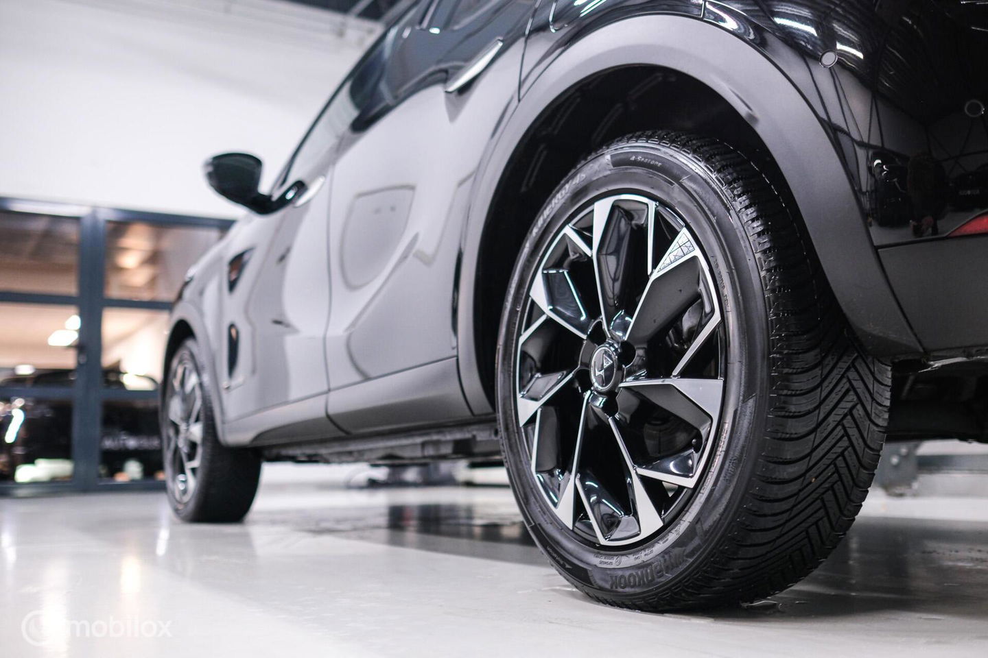 DS DS 3 Crossback 1.2 PureTech Louvre | Unieke uitvoering | Leder | Stoelverwarming | Cruise | Camera 360 | Rijklaarprijs |