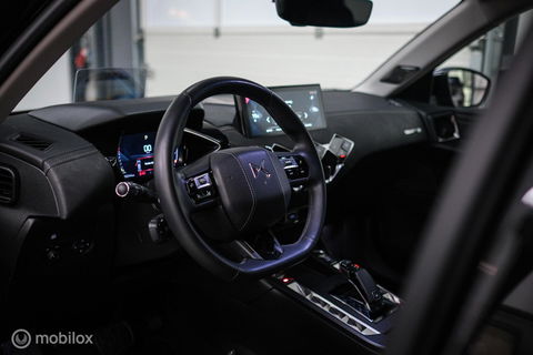 DS DS 3 Crossback 1.2 PureTech Louvre | Unieke uitvoering | Leder | Stoelverwarming | Cruise | Camera 360 | Rijklaarprijs |