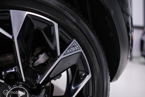 DS DS 3 Crossback 1.2 PureTech Louvre | Unieke uitvoering | Leder | Stoelverwarming | Cruise | Camera 360 | Rijklaarprijs |