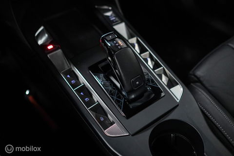 DS DS 3 Crossback 1.2 PureTech Louvre | Unieke uitvoering | Leder | Stoelverwarming | Cruise | Camera 360 | Rijklaarprijs |