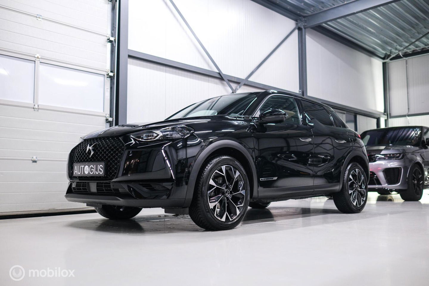 DS DS 3 Crossback 1.2 PureTech Louvre | Unieke uitvoering | Leder | Stoelverwarming | Cruise | Camera 360 | Rijklaarprijs |