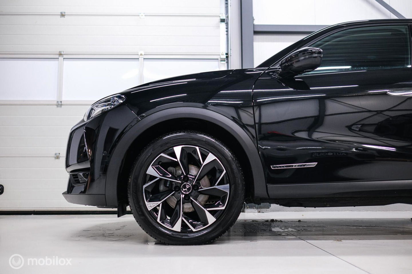 DS DS 3 Crossback 1.2 PureTech Louvre | Unieke uitvoering | Leder | Stoelverwarming | Cruise | Camera 360 | Rijklaarprijs |