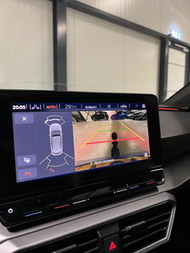 SEAT Leon Sportstourer 1.5 eTSI FR Pano Memory Trekhaak VOL!