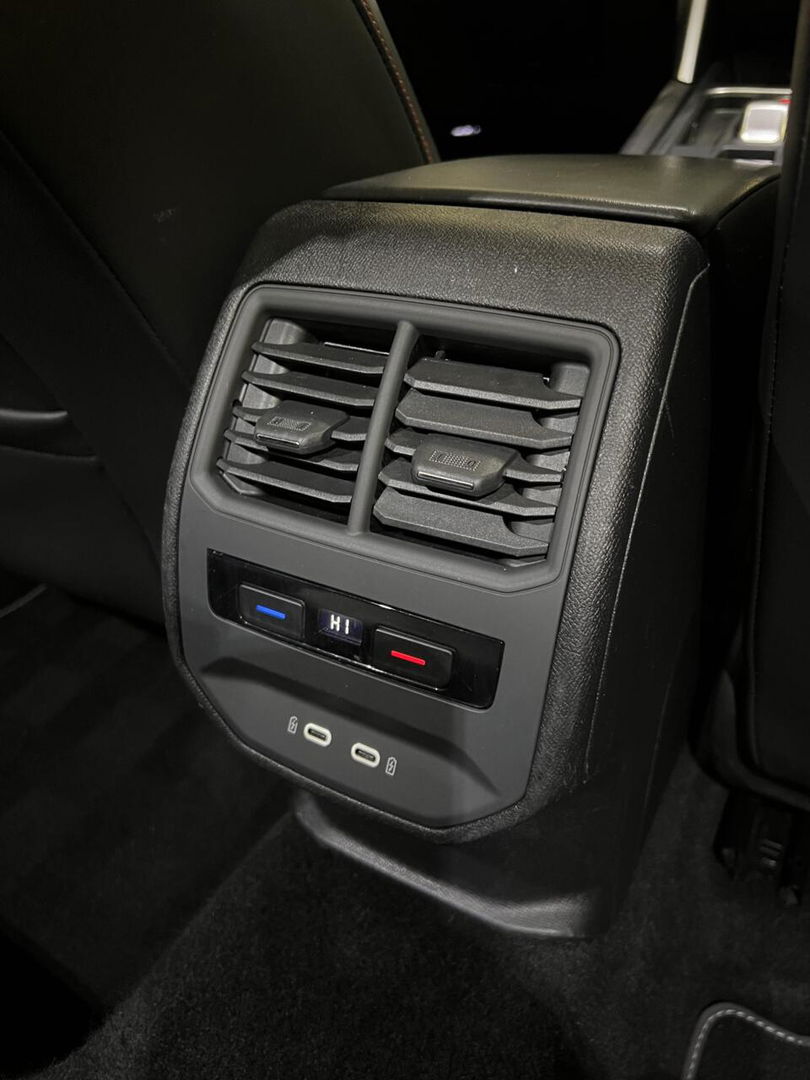 SEAT Leon Sportstourer 1.5 eTSI FR Pano Memory Trekhaak VOL!