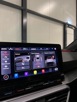 SEAT Leon Sportstourer 1.5 eTSI FR Pano Memory Trekhaak VOL!