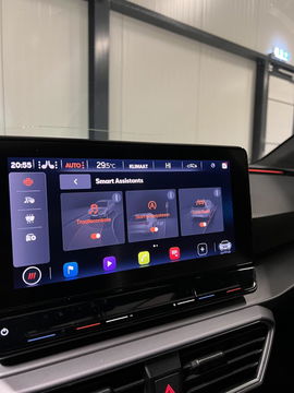 SEAT Leon Sportstourer 1.5 eTSI FR Pano Memory Trekhaak VOL!