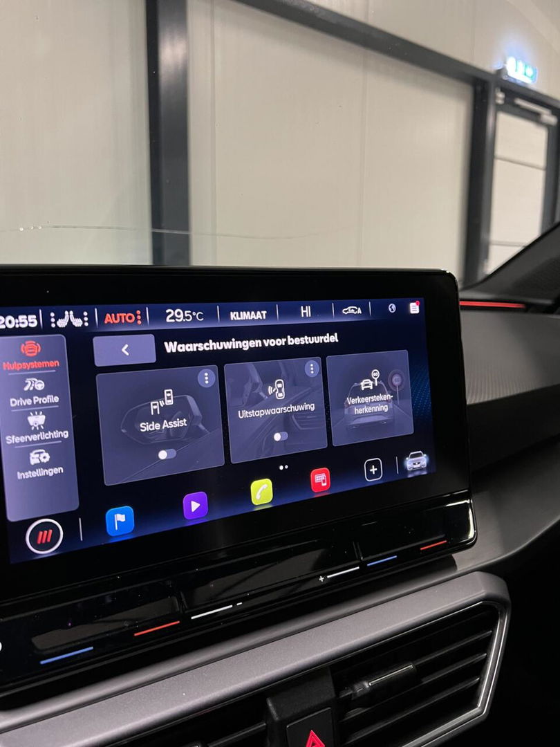 SEAT Leon Sportstourer 1.5 eTSI FR Pano Memory Trekhaak VOL!