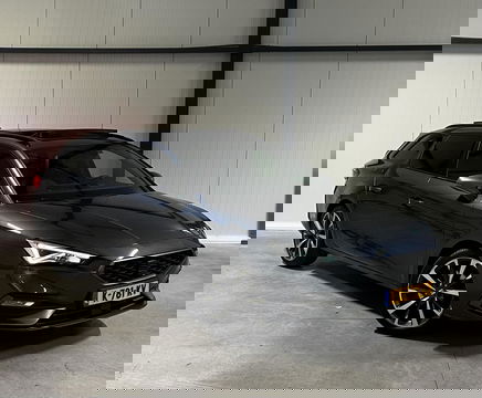 SEAT Leon Sportstourer 1.5 eTSI FR Pano Memory Trekhaak VOL!