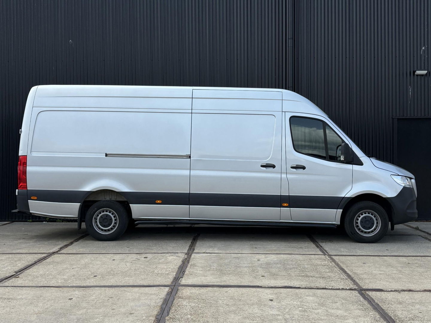 Mercedes-Benz Sprinter 319 3.0 V6 L4H2 | MARGE | VEEL LAADRUIMTE | CAMERA | LEDER | STUURWIELBEDIENING