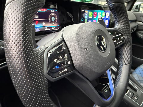 Volkswagen Golf 2.0 TSI R 4Motion 320PK|Pano|Carpay|Camera|ACC