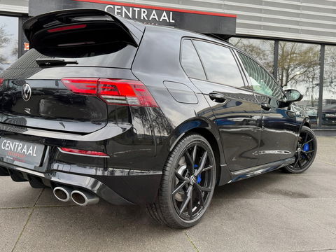 Volkswagen Golf 2.0 TSI R 4Motion 320PK|Pano|Carpay|Camera|ACC