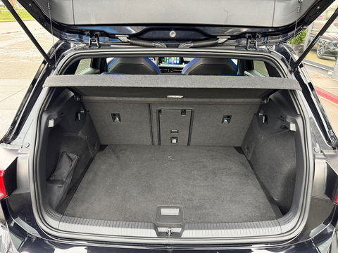 Volkswagen Golf 2.0 TSI R 4Motion 320PK|Pano|Carpay|Camera|ACC