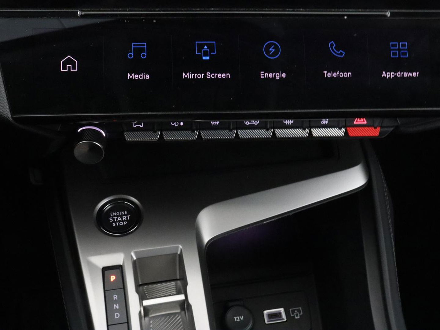 Peugeot 308 1.6 Plug-in Hybrid 180 Allure | Half leder | Camera | Carplay | Navigatie | Full LED | Cruise control | Climate control | Digital Cockpit | PHEV