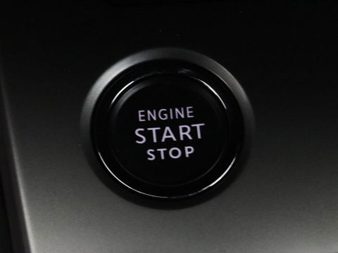 Peugeot 308 1.6 Plug-in Hybrid 180 Allure | Half leder | Camera | Carplay | Navigatie | Full LED | Cruise control | Climate control | Digital Cockpit | PHEV