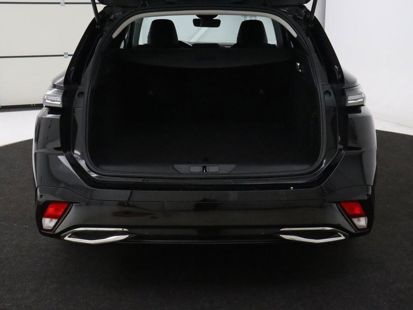 Peugeot 308 1.6 Plug-in Hybrid 180 Allure | Half leder | Camera | Carplay | Navigatie | Full LED | Cruise control | Climate control | Digital Cockpit | PHEV