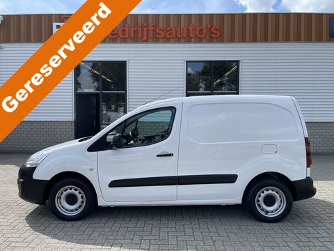 Peugeot Partner 122 1.6 BlueHDi 100 L1 Pro S&S / vaste prijs rijklaar € 7.950 ex btw / lease vanaf € 164 / airco / cruise / trekhaak / parkeersensoren achter / schuifdeur / euro 6 !