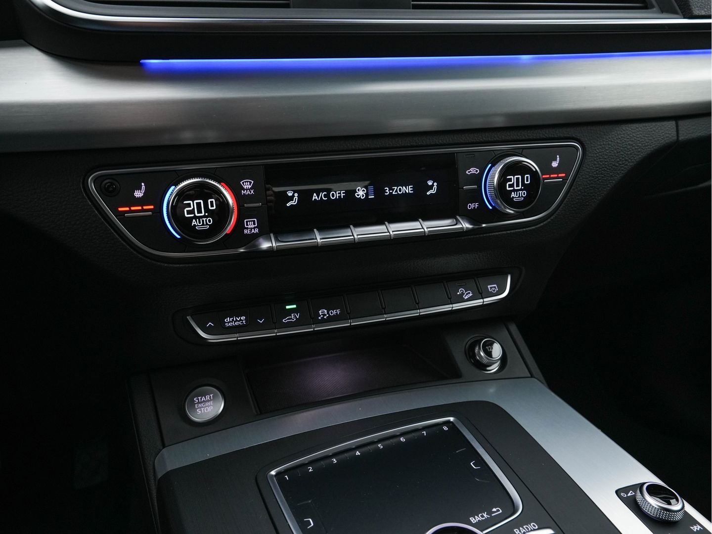 Audi Q5 50 TFSIe S-Line Edition Quattro (Plug-In) (INCL-BTW) *FULL-LED | DIGI-COCKPIT | LEATHER-FABRIC | BANG&OLUFSEN | HEATED-SPORTSEATS | DAB+ | KEYLESS | NAVI-FULLMAP | ECC | PDC | CRUISE | PRIVACYGLASS | SHIFTPADDLES |  AMBIENTLIGHT | 20