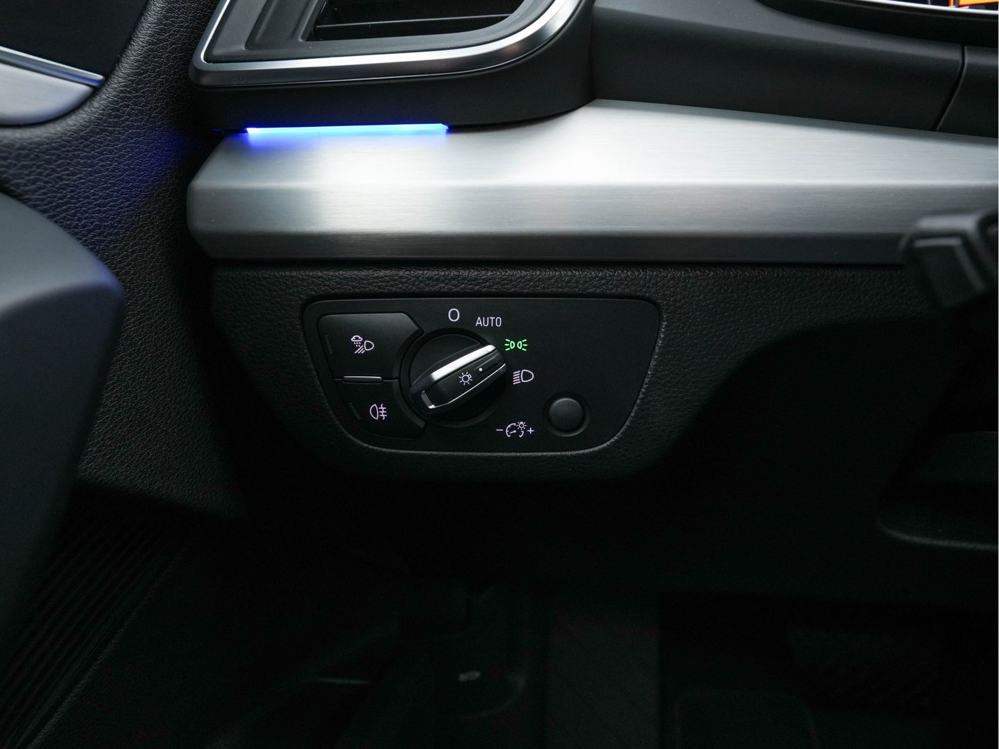 Audi Q5 50 TFSIe S-Line Edition Quattro (Plug-In) (INCL-BTW) *FULL-LED | DIGI-COCKPIT | LEATHER-FABRIC | BANG&OLUFSEN | HEATED-SPORTSEATS | DAB+ | KEYLESS | NAVI-FULLMAP | ECC | PDC | CRUISE | PRIVACYGLASS | SHIFTPADDLES |  AMBIENTLIGHT | 20