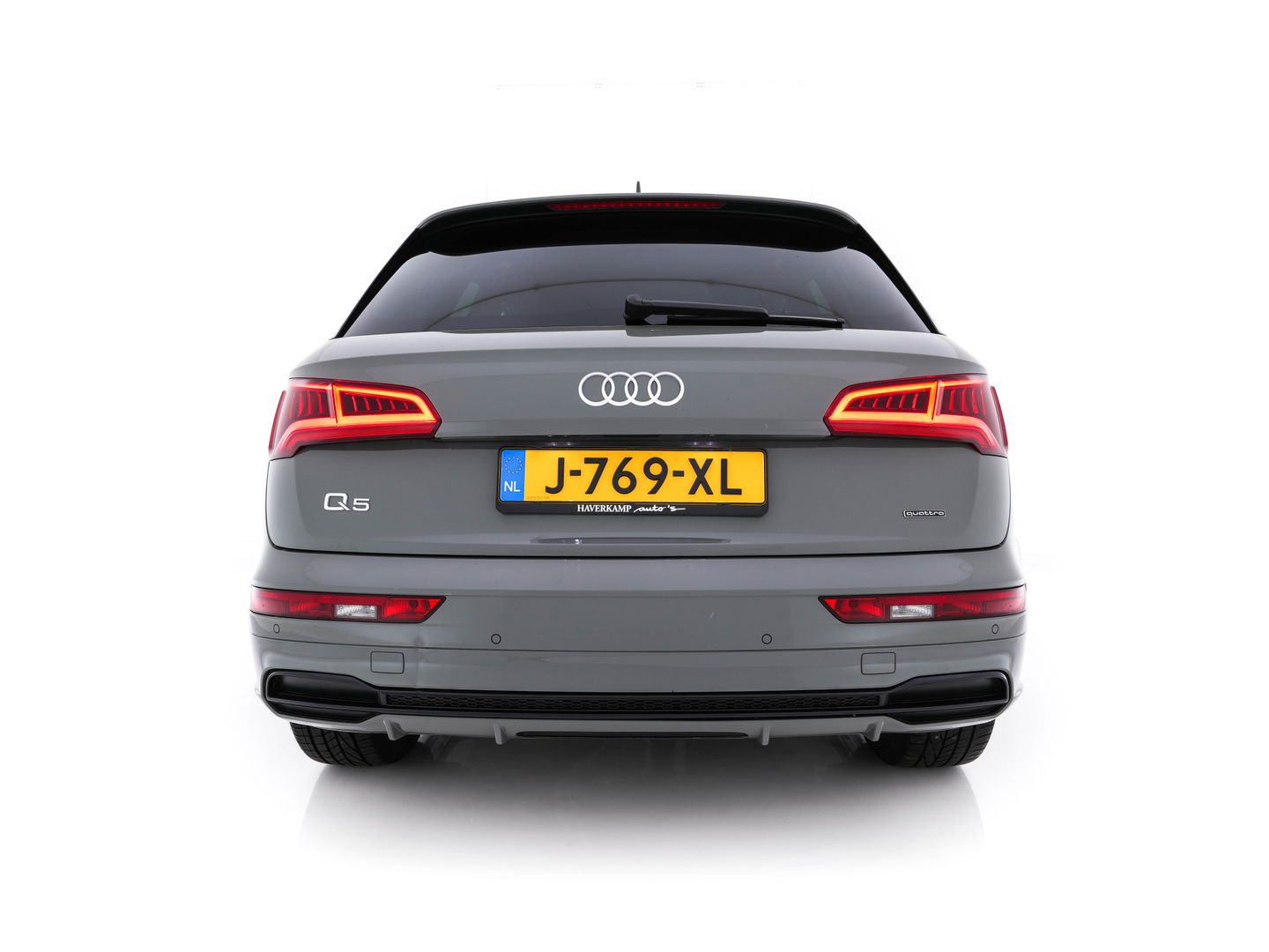 Audi Q5 50 TFSIe S-Line Edition Quattro (Plug-In) (INCL-BTW) *FULL-LED | DIGI-COCKPIT | LEATHER-FABRIC | BANG&OLUFSEN | HEATED-SPORTSEATS | DAB+ | KEYLESS | NAVI-FULLMAP | ECC | PDC | CRUISE | PRIVACYGLASS | SHIFTPADDLES |  AMBIENTLIGHT | 20