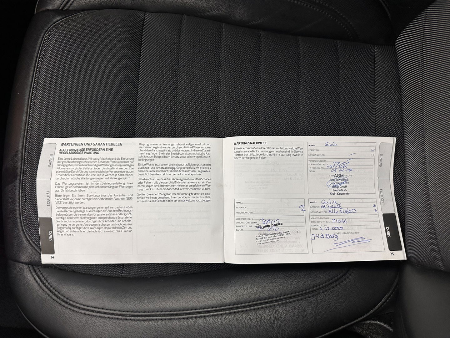 Alfa Romeo Giulia 2.2 Super Aut. *LEATHER-FABRIC | XENON | MEMORY-PACK | NAVI-FULLMAP | CAMERA | HEATED-COMFORT-SEATS | KEYLESS | PRIVACY-GLASS | SHIFT-PADDLES | ECC | PDC | CRUISE | 17''ALU*