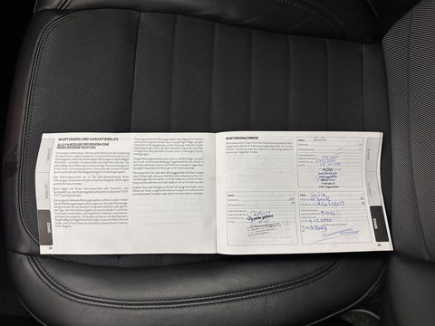 Alfa Romeo Giulia 2.2 Super Aut. *LEATHER-FABRIC | XENON | MEMORY-PACK | NAVI-FULLMAP | CAMERA | HEATED-COMFORT-SEATS | KEYLESS | PRIVACY-GLASS | SHIFT-PADDLES | ECC | PDC | CRUISE | 17''ALU*