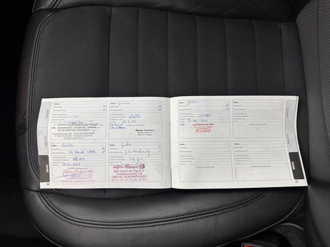 Alfa Romeo Giulia 2.2 Super Aut. *LEATHER-FABRIC | XENON | MEMORY-PACK | NAVI-FULLMAP | CAMERA | HEATED-COMFORT-SEATS | KEYLESS | PRIVACY-GLASS | SHIFT-PADDLES | ECC | PDC | CRUISE | 17''ALU*