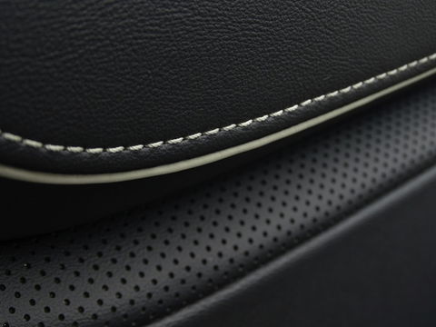 Volvo XC90 T8 390PK / AWD / R-Design / 7-zitter / LED