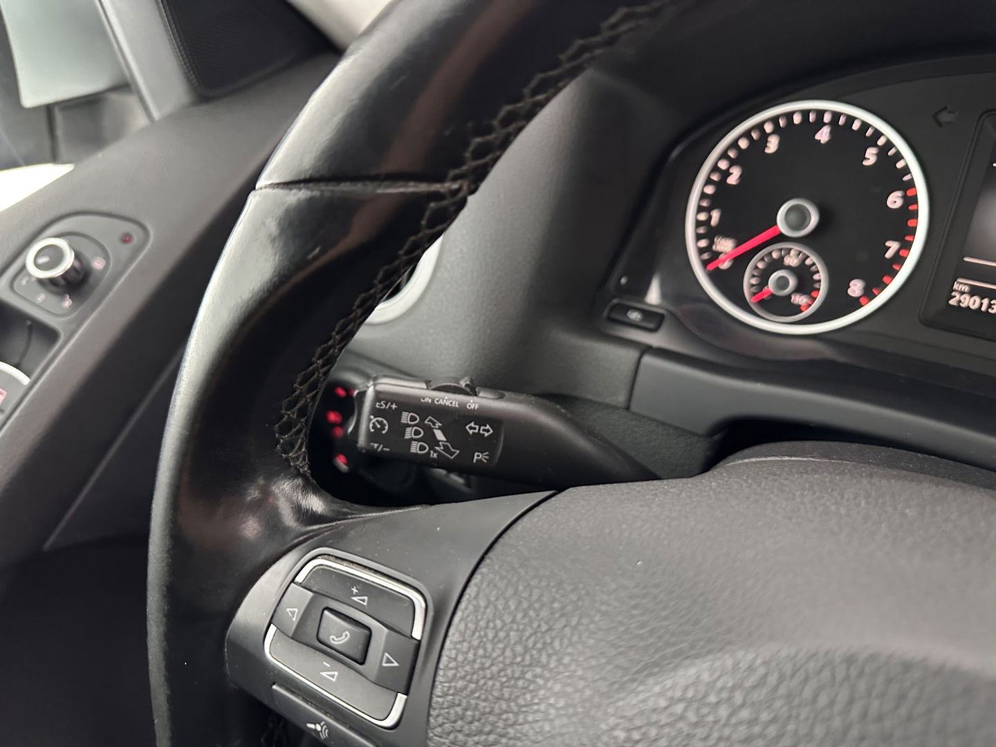 Volkswagen Tiguan 1.4 TSI Sport&Style *PANO | NAVI-FULLMAP | CAMERA | KEYLESS | HEATED-COMFORTSEATS | ECC | PDC | CRUISE | PRIVACY-GLASS | 17''ALU*