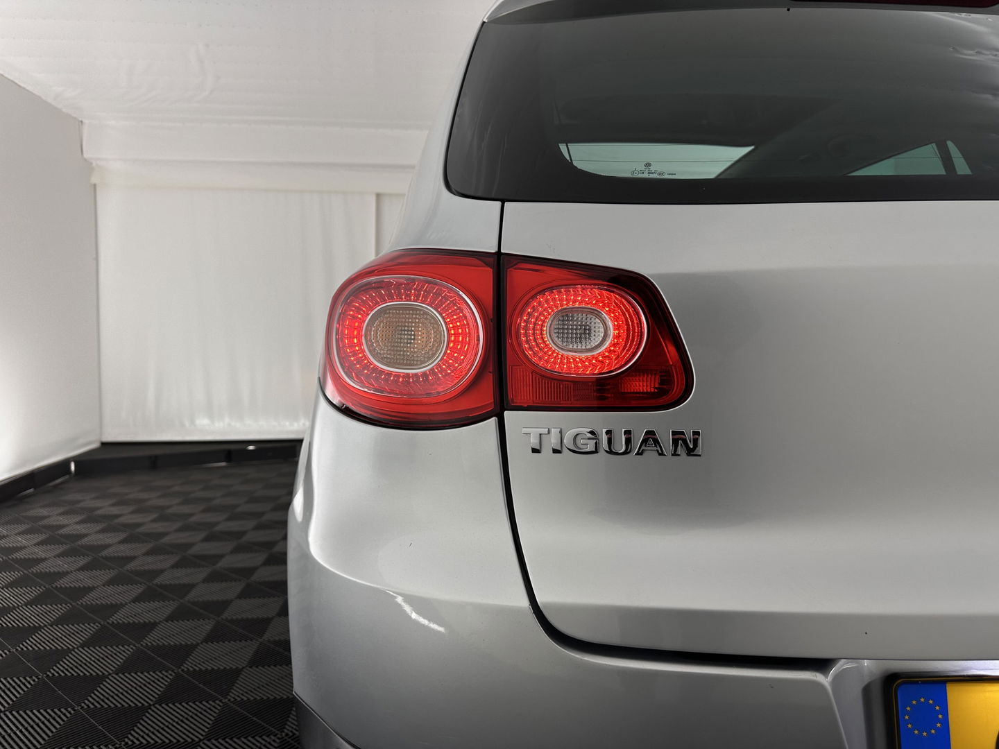 Volkswagen Tiguan 1.4 TSI Sport&Style *PANO | NAVI-FULLMAP | CAMERA | KEYLESS | HEATED-COMFORTSEATS | ECC | PDC | CRUISE | PRIVACY-GLASS | 17''ALU*