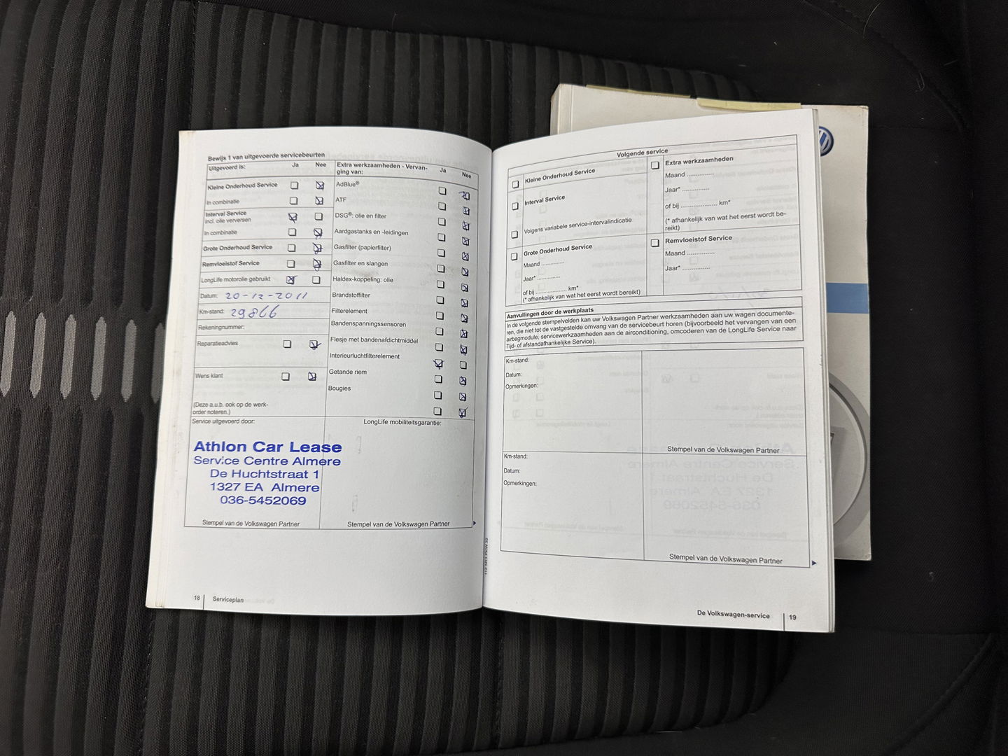 Volkswagen Tiguan 1.4 TSI Sport&Style *PANO | NAVI-FULLMAP | CAMERA | KEYLESS | HEATED-COMFORTSEATS | ECC | PDC | CRUISE | PRIVACY-GLASS | 17''ALU*