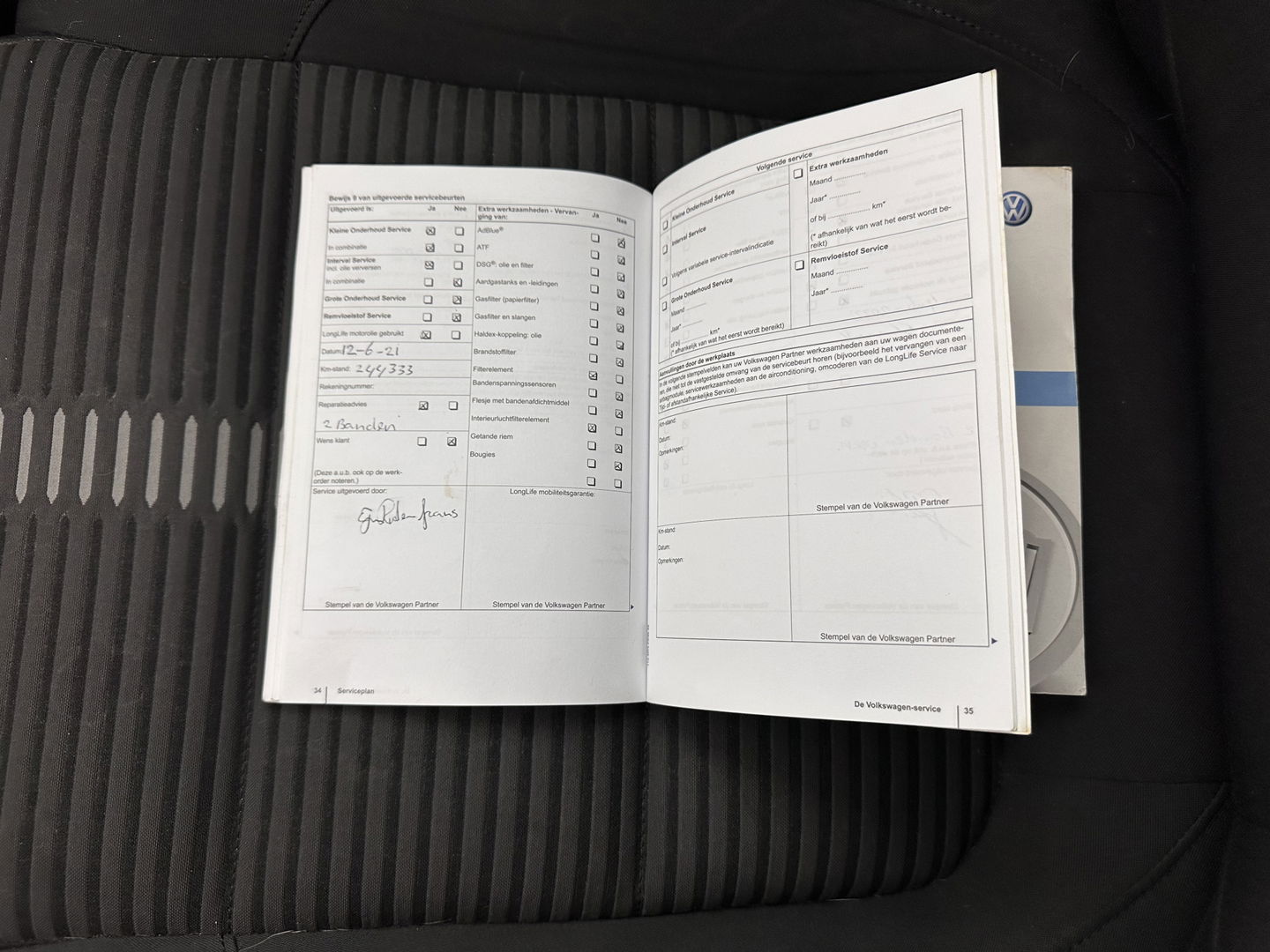 Volkswagen Tiguan 1.4 TSI Sport&Style *PANO | NAVI-FULLMAP | CAMERA | KEYLESS | HEATED-COMFORTSEATS | ECC | PDC | CRUISE | PRIVACY-GLASS | 17''ALU*