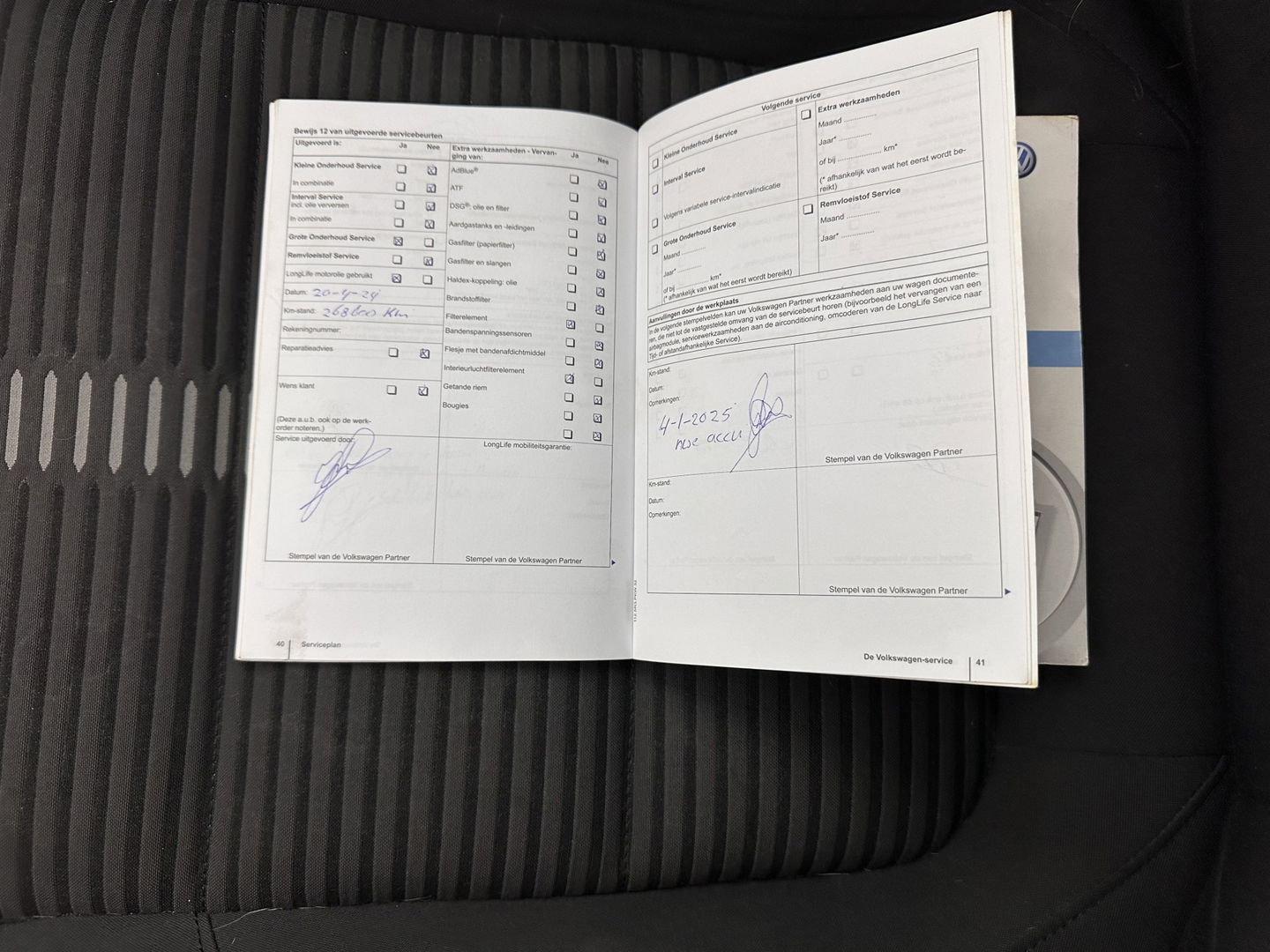 Volkswagen Tiguan 1.4 TSI Sport&Style *PANO | NAVI-FULLMAP | CAMERA | KEYLESS | HEATED-COMFORTSEATS | ECC | PDC | CRUISE | PRIVACY-GLASS | 17''ALU*