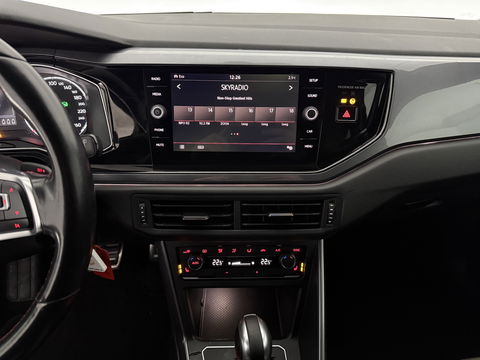 Volkswagen Polo 2.0 TSI GTI | 200PK | DSG | Adap. Cruise | Stoelverwarming | Parkeersens.