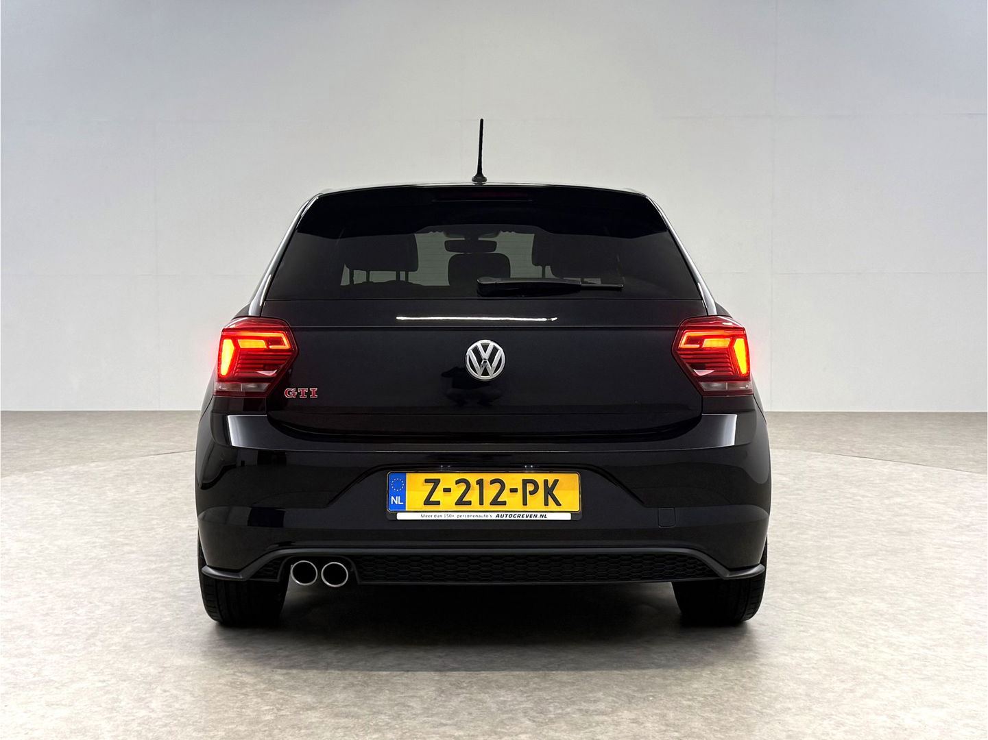 Volkswagen Polo 2.0 TSI GTI | 200PK | DSG | Adap. Cruise | Stoelverwarming | Parkeersens.