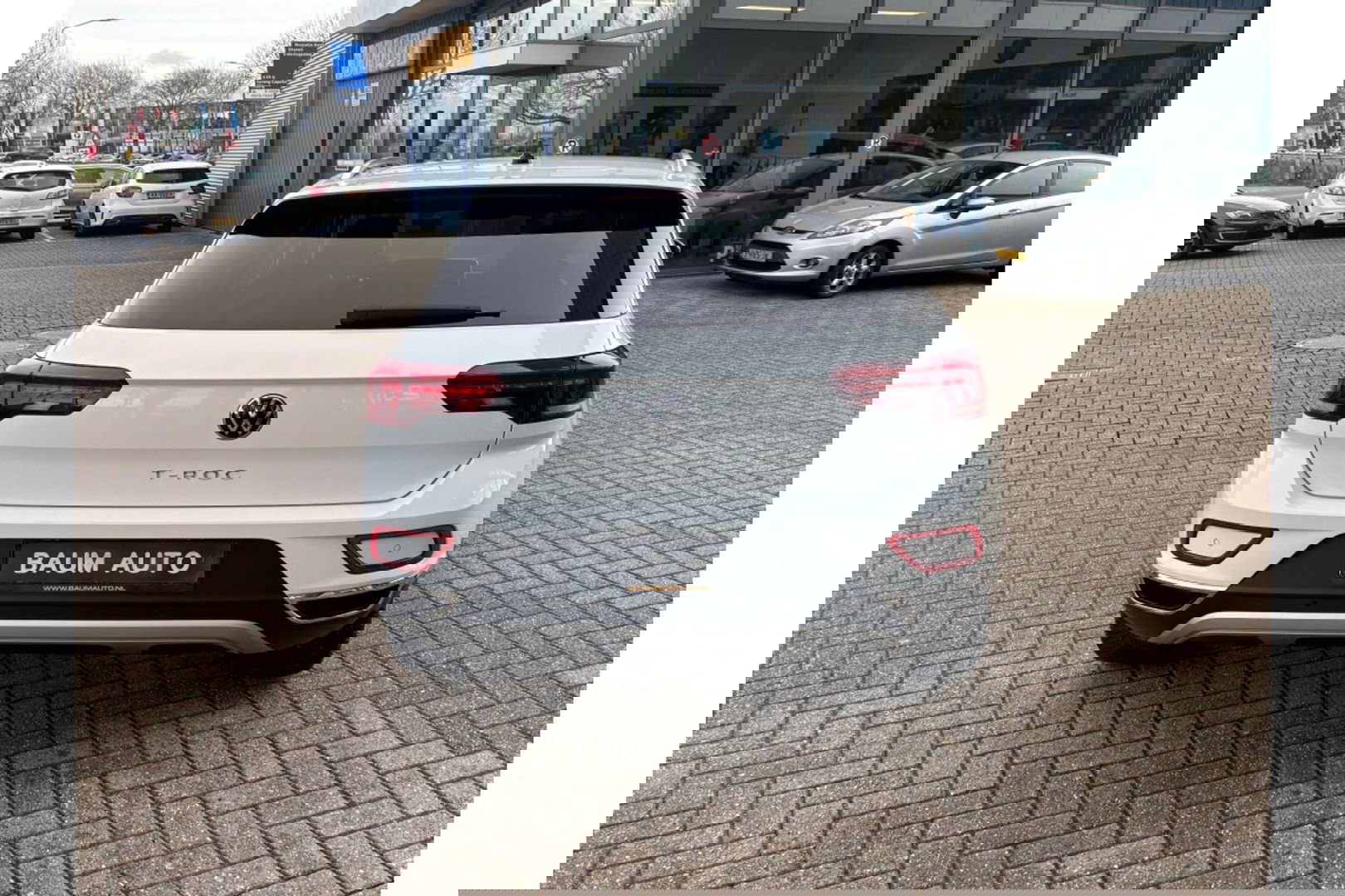 Volkswagen T-Roc 1.0 TSI LIFE EDITION AIRCO PDC CARPLAY STOELVW ALCANTARA.